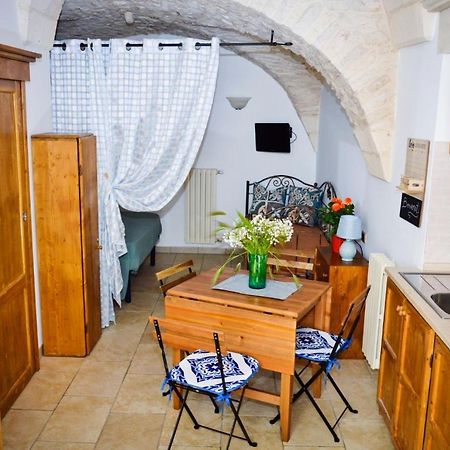 2D La Bellezza Del Centro Storico A 2 Passi Villa Martina Franca Exterior foto