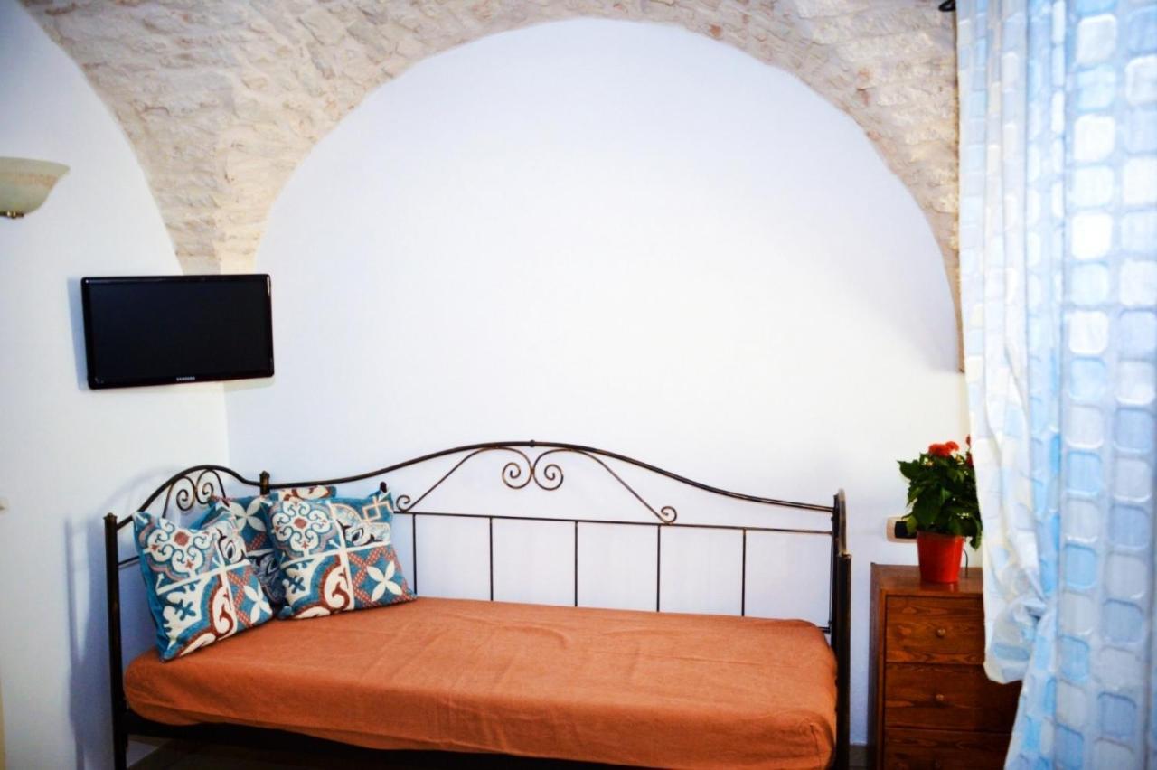 2D La Bellezza Del Centro Storico A 2 Passi Villa Martina Franca Exterior foto